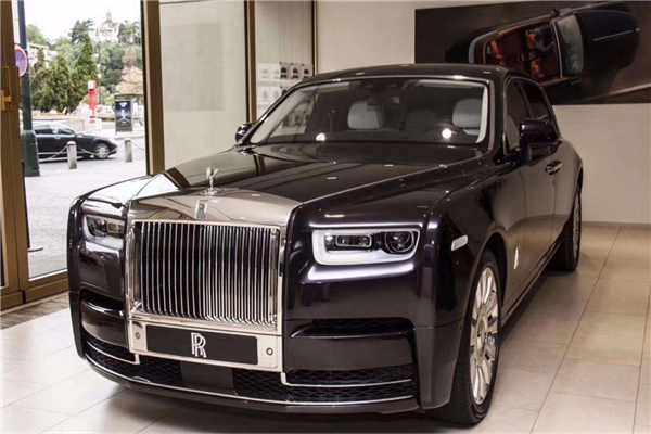 {賭馬}(轿车排名前十的品牌图片) {賭馬}(轿车排名前十的品牌图片)