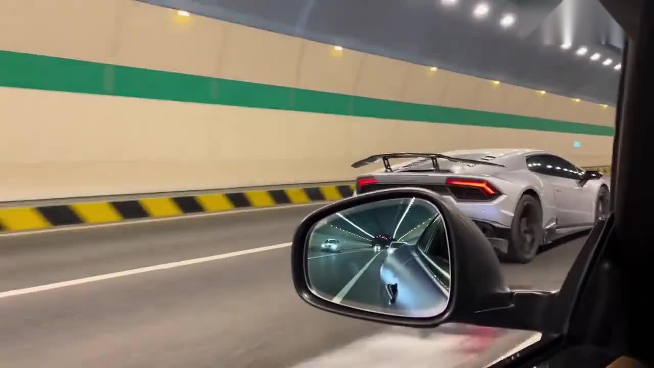 {體育投注}(兰博基尼aventador s声浪)